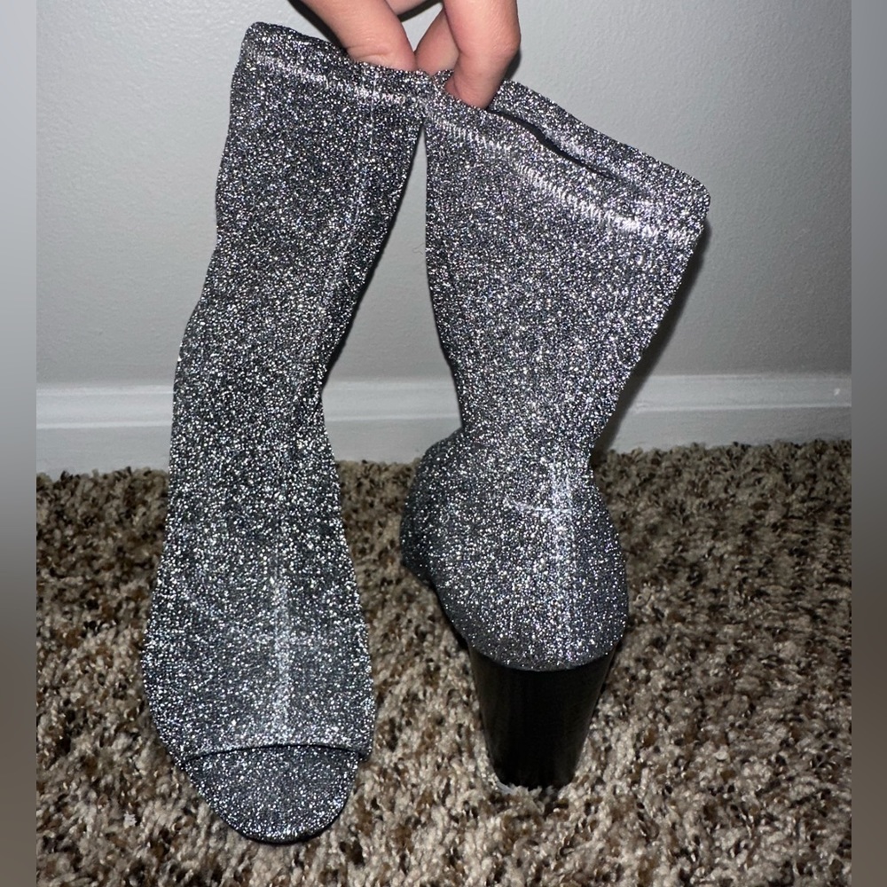 Jessica Simpson Shimmer silver and black peep toe sock heel. Size 5.5/6.